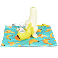 ART OF SMOKE Ceramic Banana Bubbler