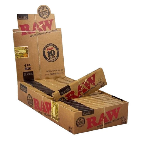 RAW Bulk 1 1/4 Box of Papers 24 pk (Classic Or Black)